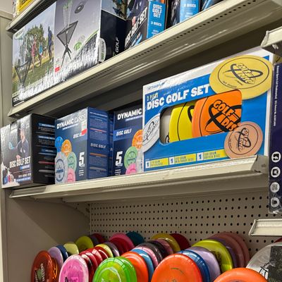 Dunham's Sports