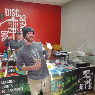 309 Disc Chuckers Lounge