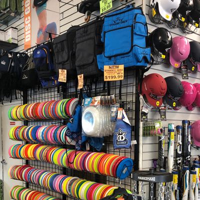 Discs, baskets, bags