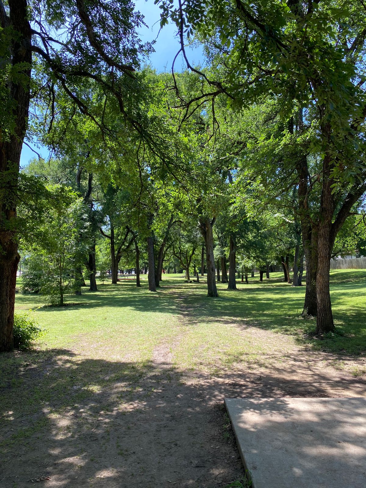 North Park Haltom City, TX UDisc Disc Golf Course Directory