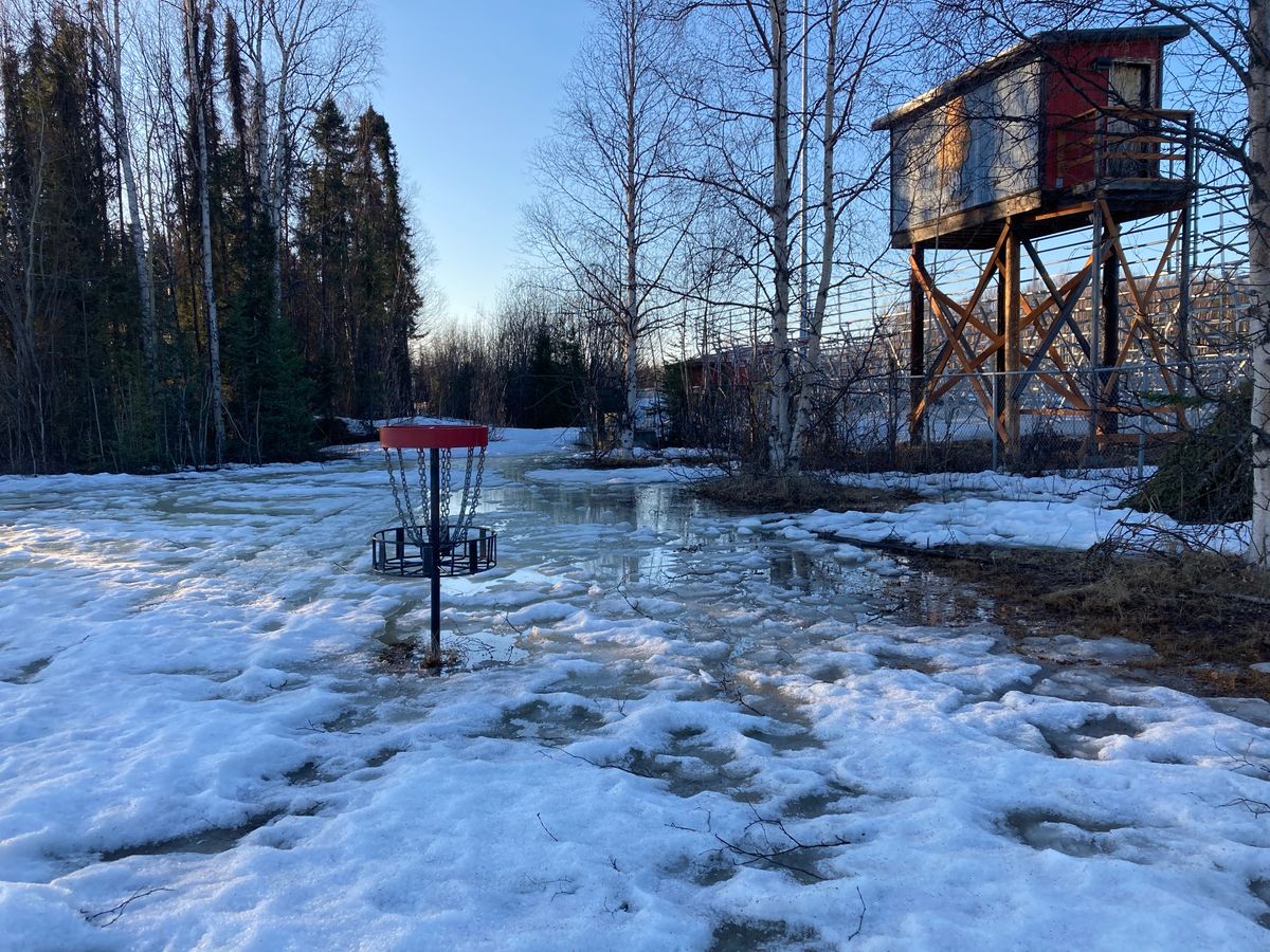 Houston Alaska Jr/High School Wasilla, AK UDisc Disc Golf Course