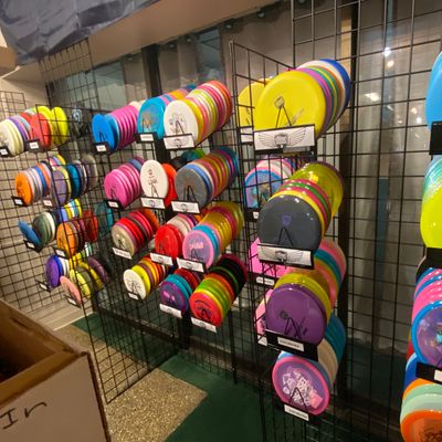 UNDERDOG Sports & Fanfare