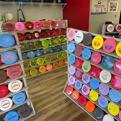 309 Disc Chuckers Lounge
