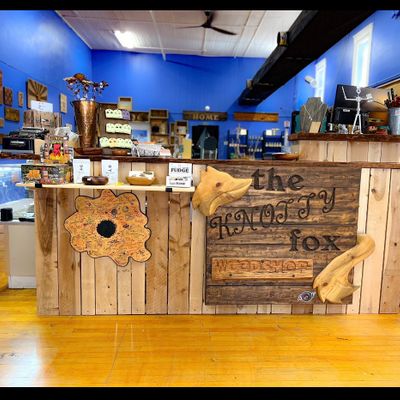 The Knotty Fox Woodshop