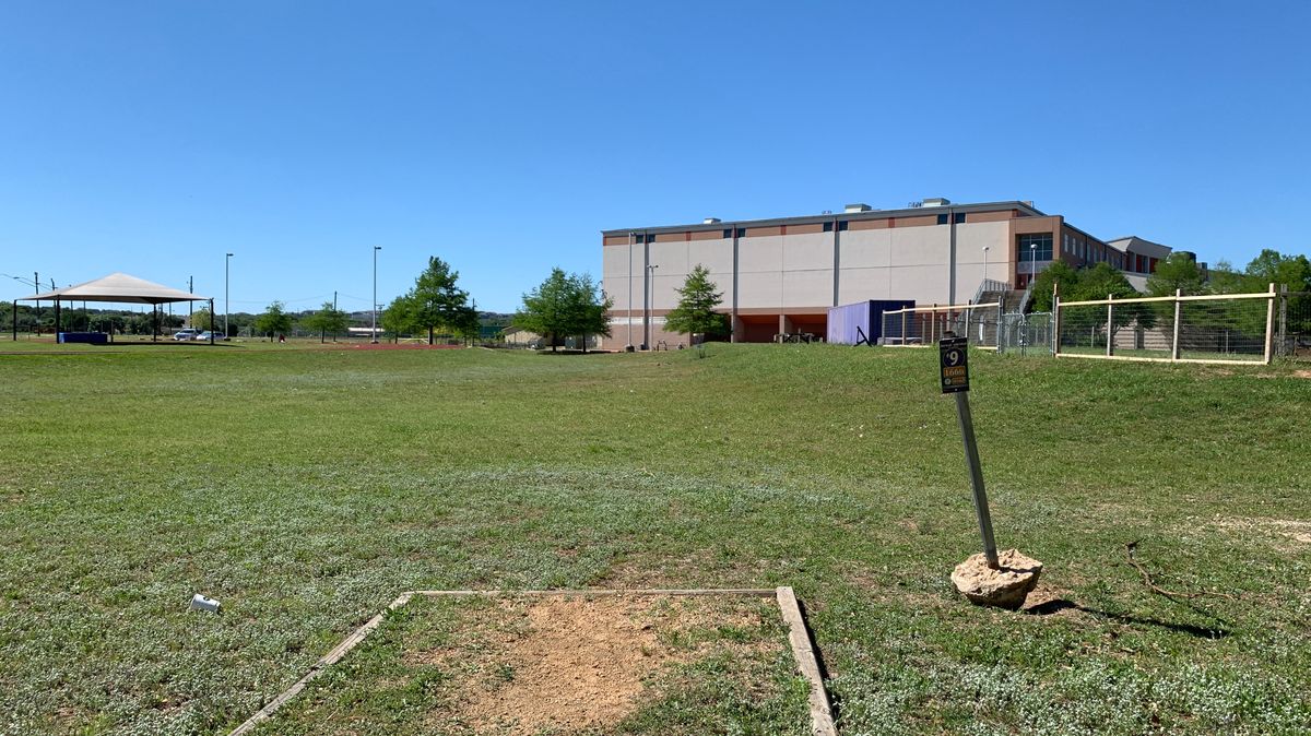 Clint Small Middle School DGC Austin, TX UDisc Disc Golf Course