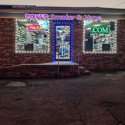 Poker Smoke & Vape