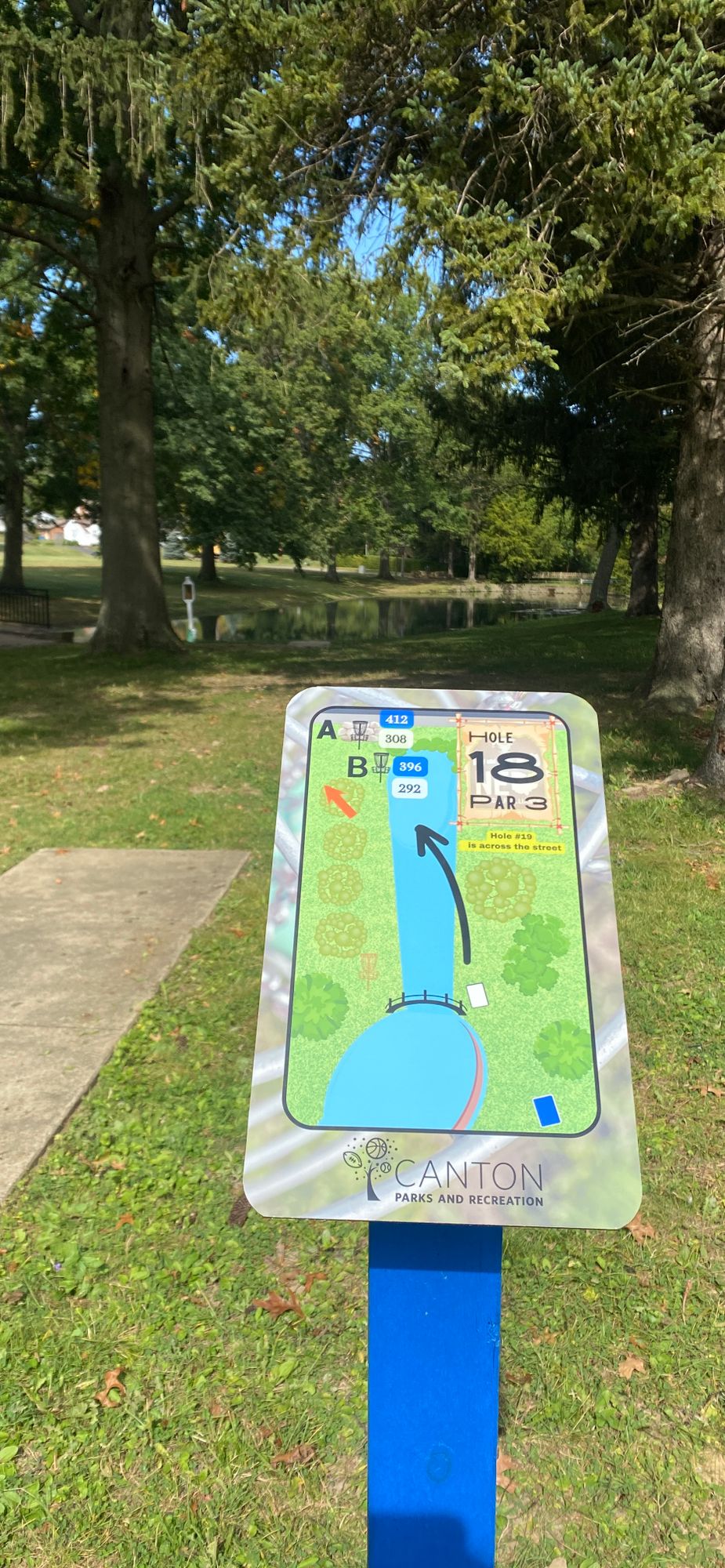 Robert E Miller DGC at ArboretumSpiker Canton, OH UDisc Disc Golf