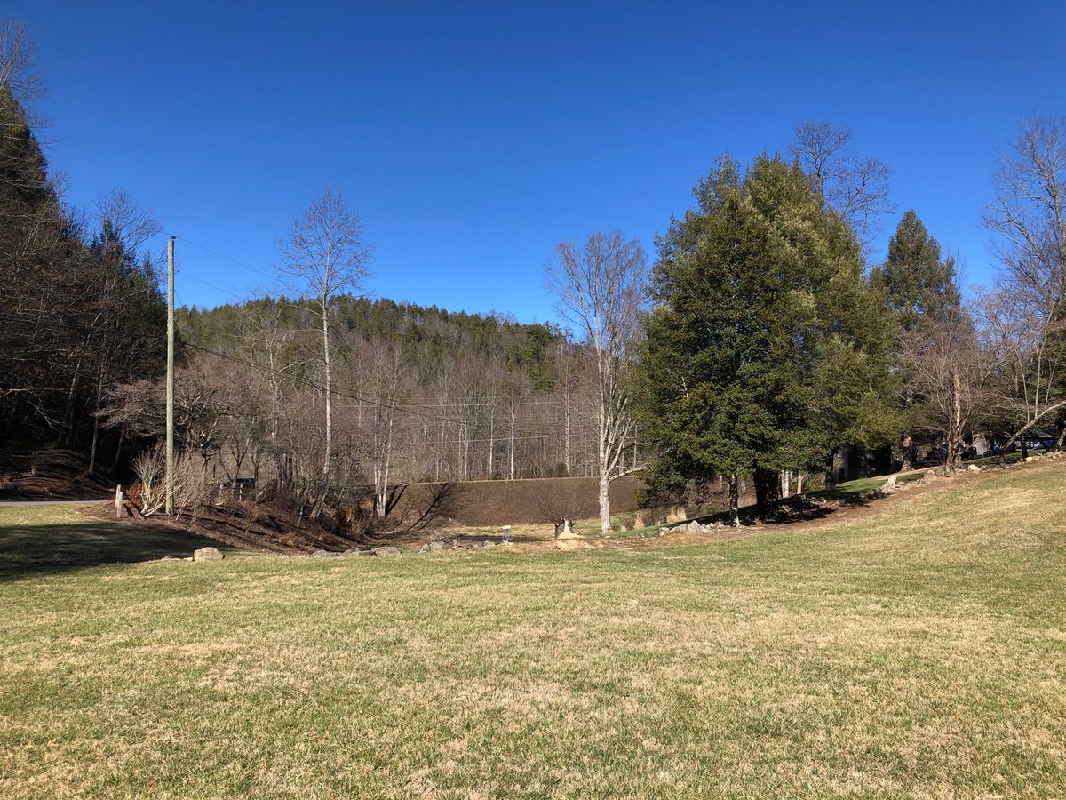 Wafloy Mountain Retreat Gatlinburg, TN UDisc Disc Golf Course