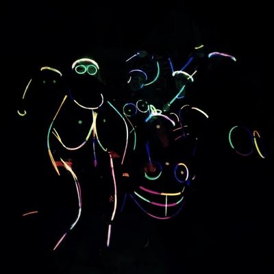 Glow night at putting league “Happy Hour”