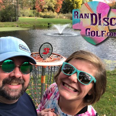 Randi and Katelynn (owners of Ran Disc Golf) enjoying a round.