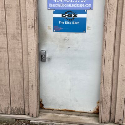 The Disc Golf Experience (AKA Disc Barn)