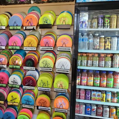 Huge selection of discs, bags, carts, drinks, and snacks.
