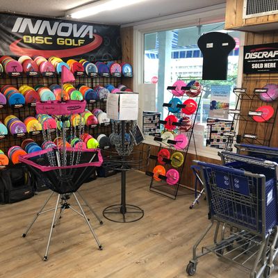 Great selection, lots of Innova, some Trilogy and Discraft also