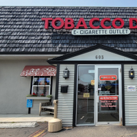 Tobacco Den  logo